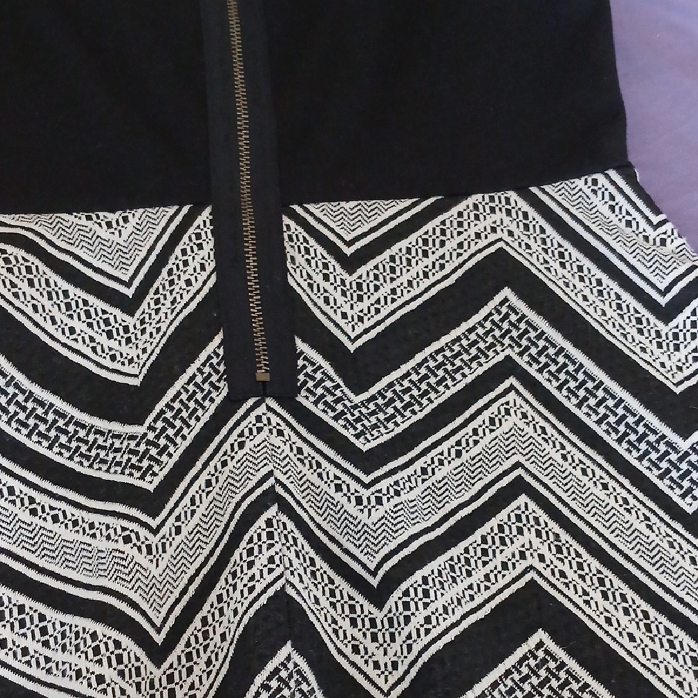 Stylish Black and White Dress For Women - Picture 4 of 4